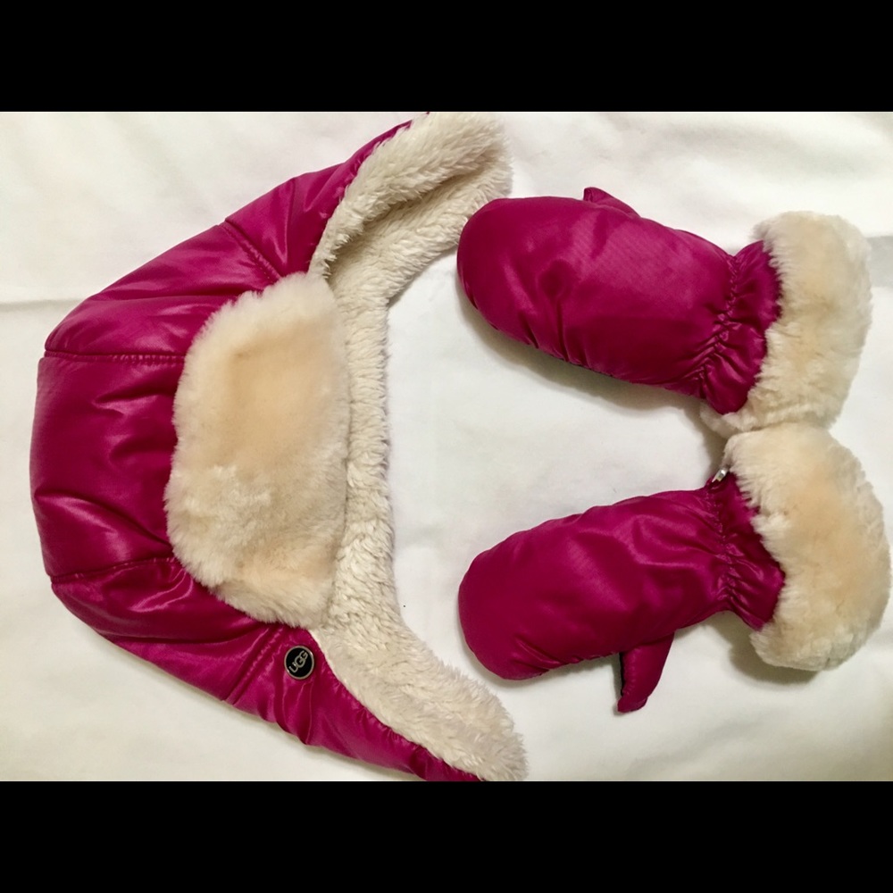 UGG Toddler Hat and Gloves 2-4T